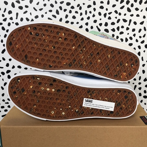 Vans x Sandy Liang SpongeBob Sandy Cheeks Women Size 8.0 Sk8-Hi 38 Dx - Picture 8 of 10